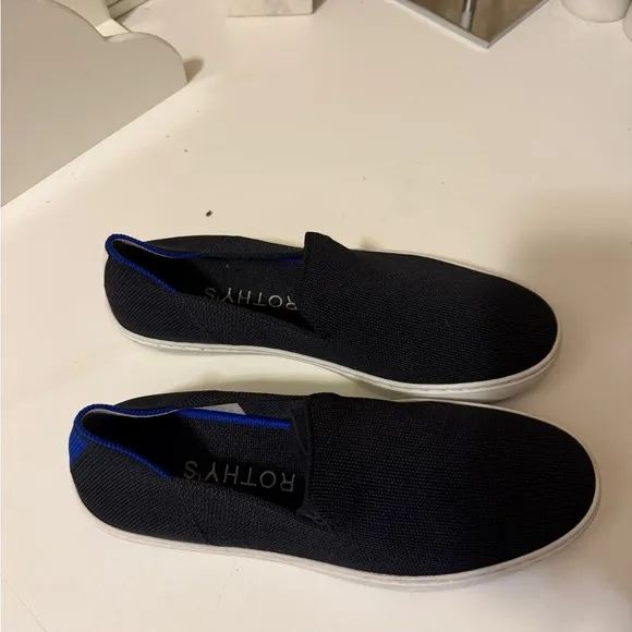 Rothys | The Original Slip On Loafers | Black | Blue White HeelStripe SZ 9