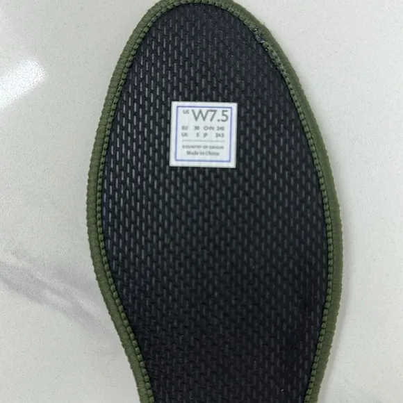 Rothy's Women's color Green olive Loafers size W 7.5