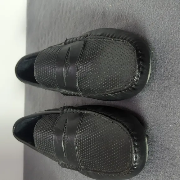 SAKS FIFTH AVENUE Men’s Black  Leather Driving Loafers Slip-on Shoes Moccasins