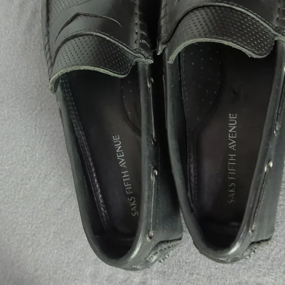 SAKS FIFTH AVENUE Men’s Black  Leather Driving Loafers Slip-on Shoes Moccasins