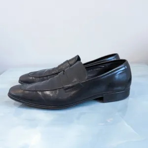 Salvatore Ferragamo black leather shoes