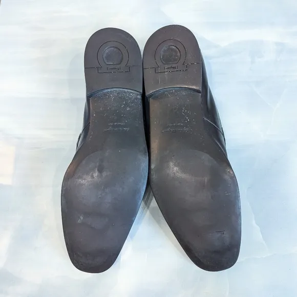 Salvatore Ferragamo black leather shoes