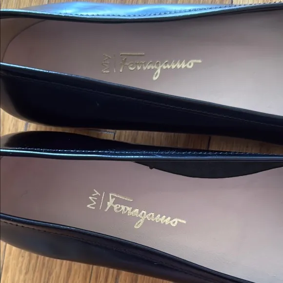 Salvatore Ferragamo Black Women's Shoes sz 10 black leather like new