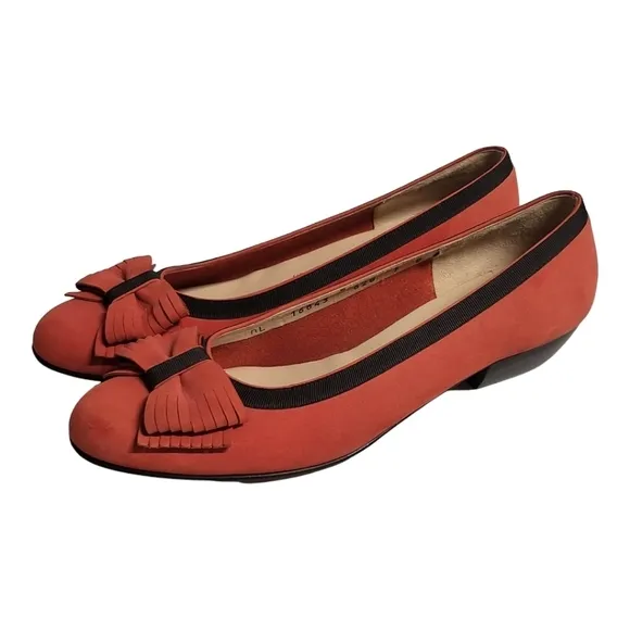 Salvatore Ferragamo Boutique Pink Suede Bow Shoes Sz 7