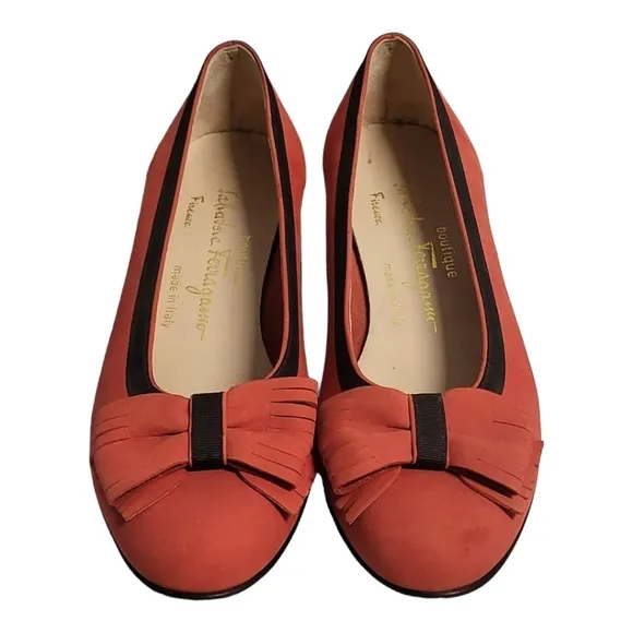 Salvatore Ferragamo Boutique Pink Suede Bow Shoes Sz 7