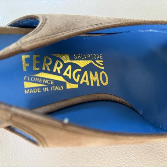 Salvatore Ferragamo DEDICA Slingback, Size 8.5