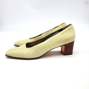 Salvatore Ferragamo Shoes Women 8.5 AA Heels Ivory White Lizard Print
