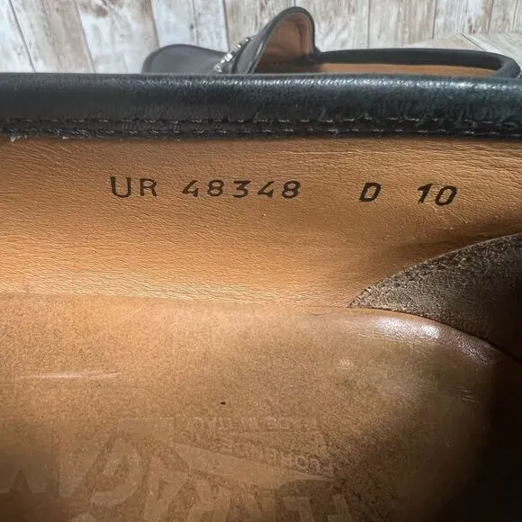 Salvatore Ferragamo leather loafers Mens 10‎