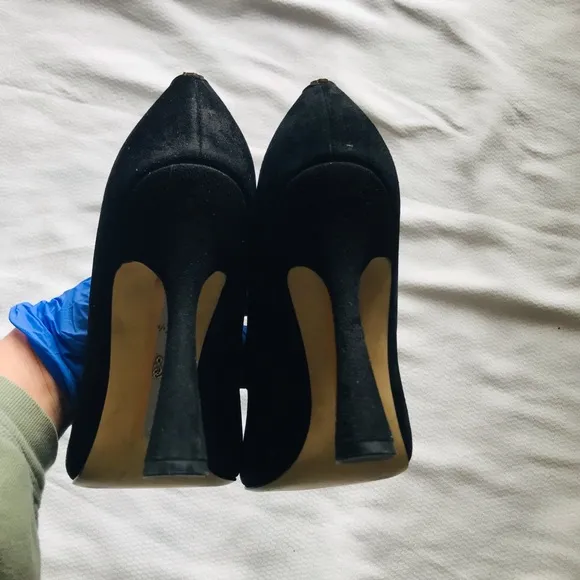 Sam Edelman suede Black Women's Pumps