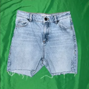 Sandro Light Blue Denim Cutoff Shorts size 36
