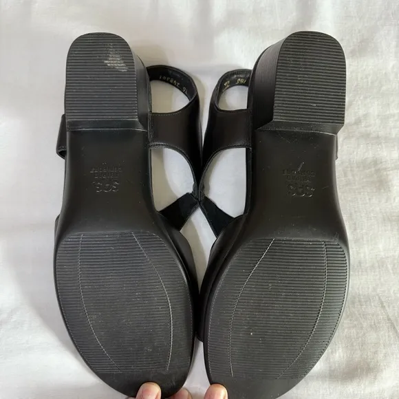 SAS 9.5S Suntimer Black Sandals Open Toe Tri Pad Comfort Shoes USA Heel Strap