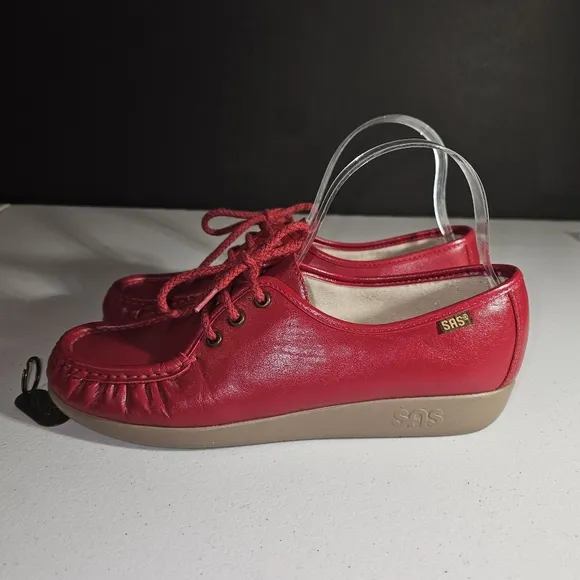 SAS RED Cranberry Bounce Loafers RARE HTF Size 9 Narrow