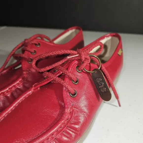 SAS RED Cranberry Bounce Loafers RARE HTF Size 9 Narrow