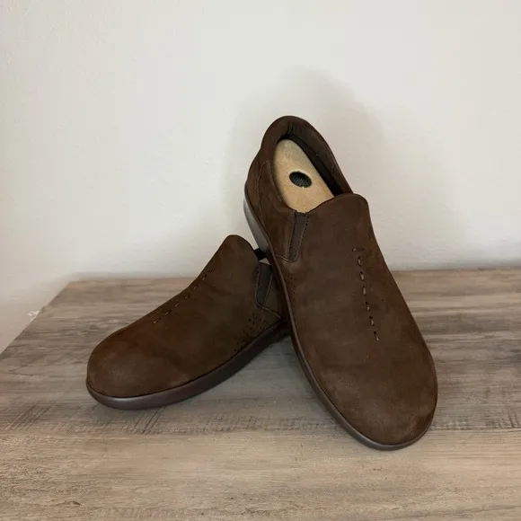 SAS Shoes Viva Slip On Women Loafers Brown Suede Leather Pattern Comfort 8.5 M
