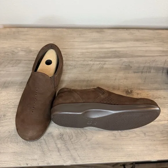 SAS Shoes Viva Slip On Women Loafers Brown Suede Leather Pattern Comfort 8.5 M