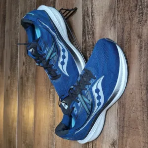 Saucony Triumph 20 Size 12.5W In Navy Blue - Unworn, NWOB