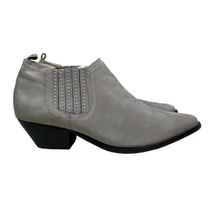 Schutz Jaqueline Booties Ankle Gray Suede Pull Up Cuban Heel‎ Women Size 8.5 B