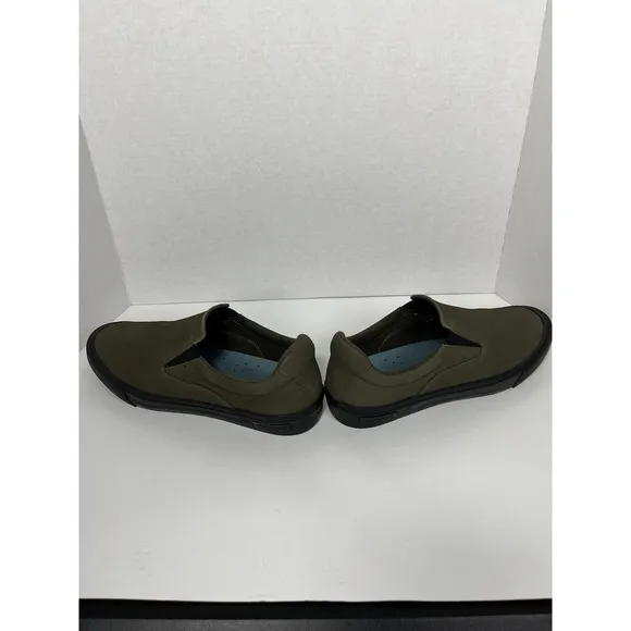 SeaVees Hawthorne Slip On Shoes Moss Soft Tumbled Leather Foam Footbed Size 11.5