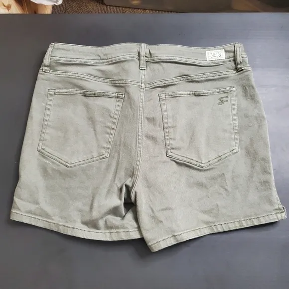 Seven 7 Utility Shorts Women Size 12 Green