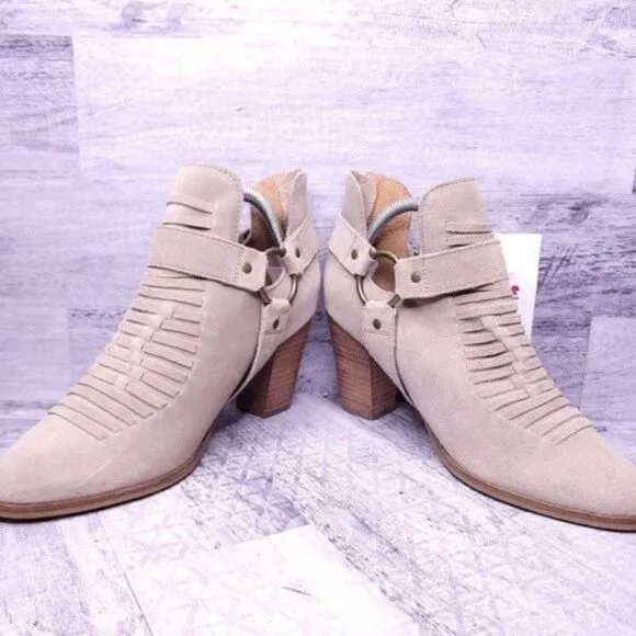 Seychelles Impossible Suede Harness Heeled Ankle Boot Tan Brown Women's sz 10