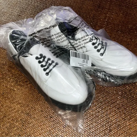 Silent D White Leather Corrie Lace Up Shoes Black Lug Sole Women’s EU 40 NO BOX