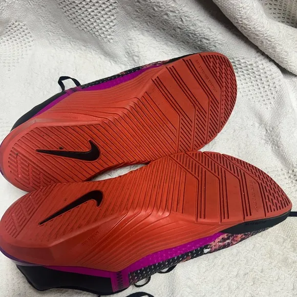 Size 13 Nike Men’s Metcon 6 Martian Sunrise Preowned Purple Orange CK9388-003