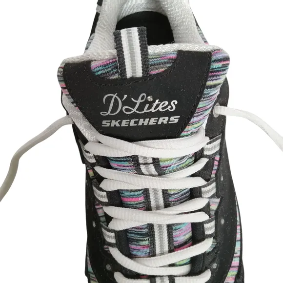 Skechers Black and White Sneakers with Cushioned Sole WOMEN'S SIZE 9 LIKE NEW
