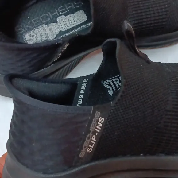 Skechers Black Sneakers with Sock-Like Fit and Wave Sole