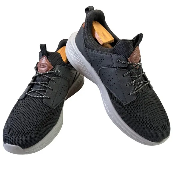 SKECHERS Relaxed Fit Air Cooled Memory Foam Slade-Breyer Sneaker Black Size 10