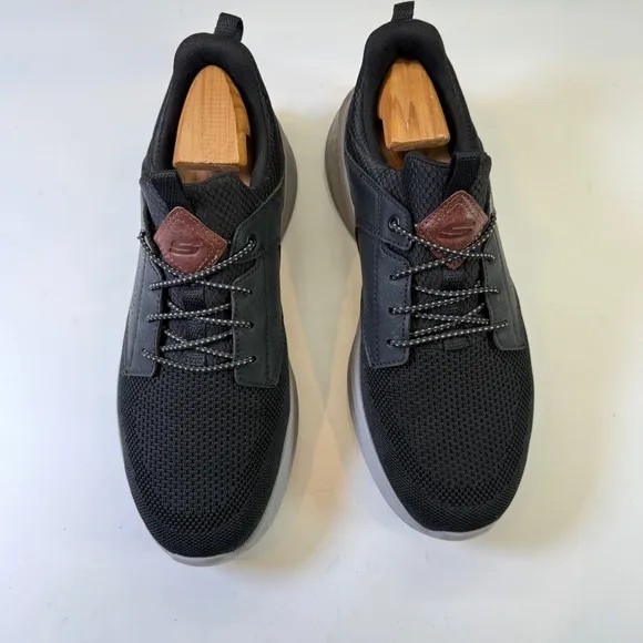 SKECHERS Relaxed Fit Air Cooled Memory Foam Slade-Breyer Sneaker Black Size 10
