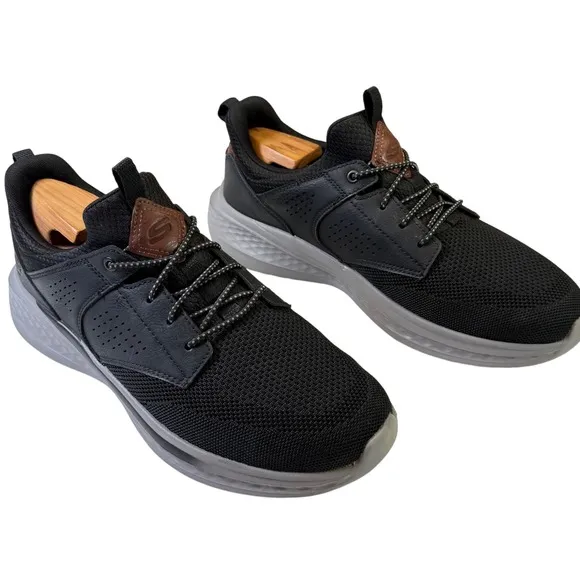 SKECHERS Relaxed Fit Air Cooled Memory Foam Slade-Breyer Sneaker Black Size 10