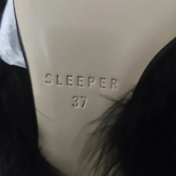 Sleeper Pom Kitten Heel Mules with Feathers in Black SZ 37 NWT