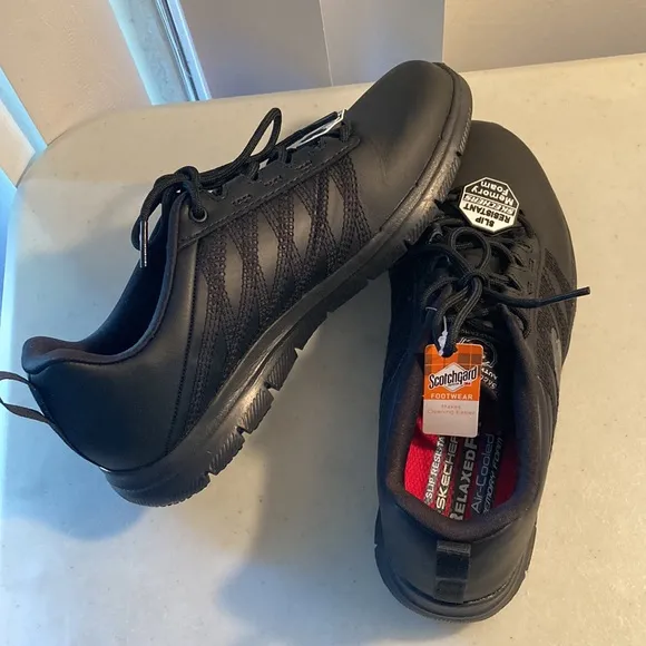 Slip Resistant Skechers NWT Relaxed Fit Air Cooled Memory Foam Black Shoes Sz 7
