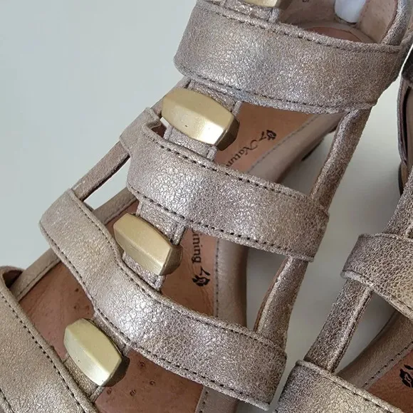 Sofft Leather Sandals Womans Size 9 Gold Strappy Comfort Shoes