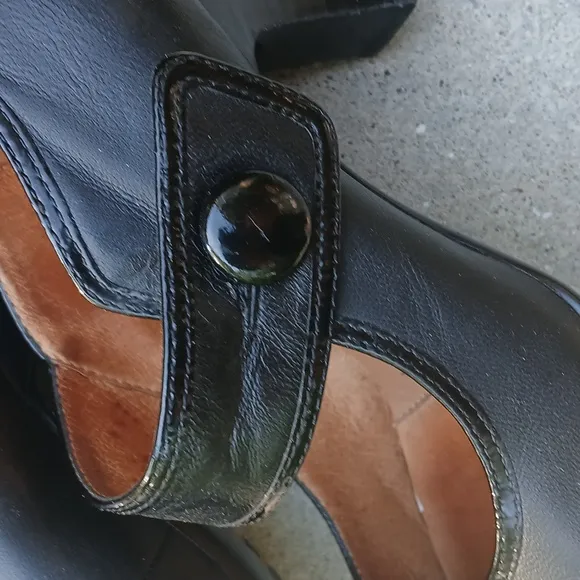 SOFFT MARY JANE Elegant Black Women's Heels SZ 9