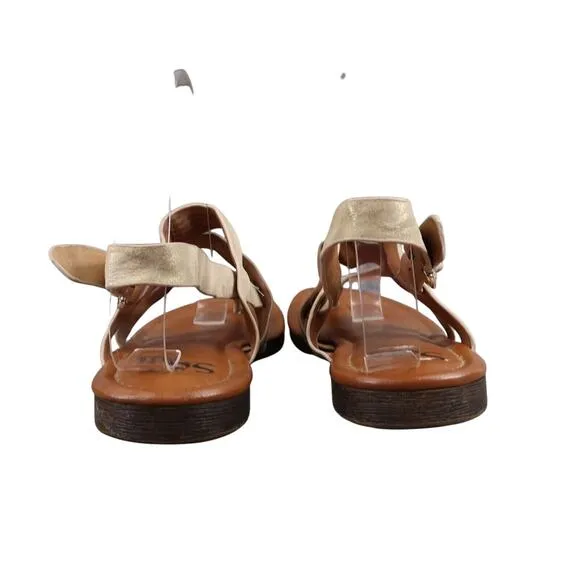 Sofft Shoes Womens 7.5 Sandals Fashion Leather Slingback Casual Bena Metallic
