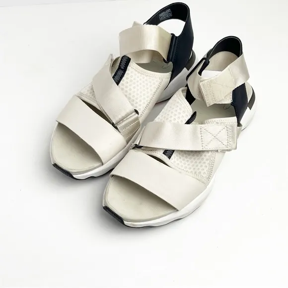 SOREL Cream Kinetic Impact Strappy Lug Sole Sandals NL4074-920, Size 11