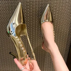 Spring/Summer New Design Pointy Toe Gold Rhinestone Decor Chain Detail High Heel