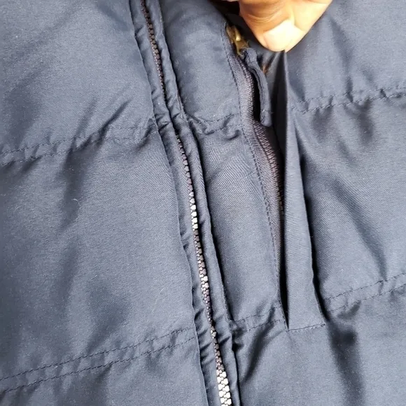 St. John’s Bay Puffer Vest Men Size Medium Navy Blue