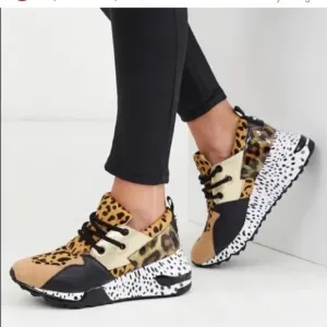 Steve Madden Cliff Sneakers 7.5/8