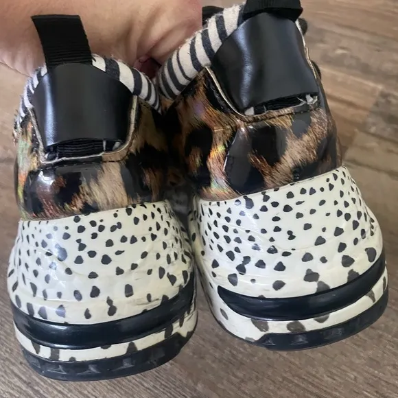 Steve Madden Cliff Sneakers 7.5/8