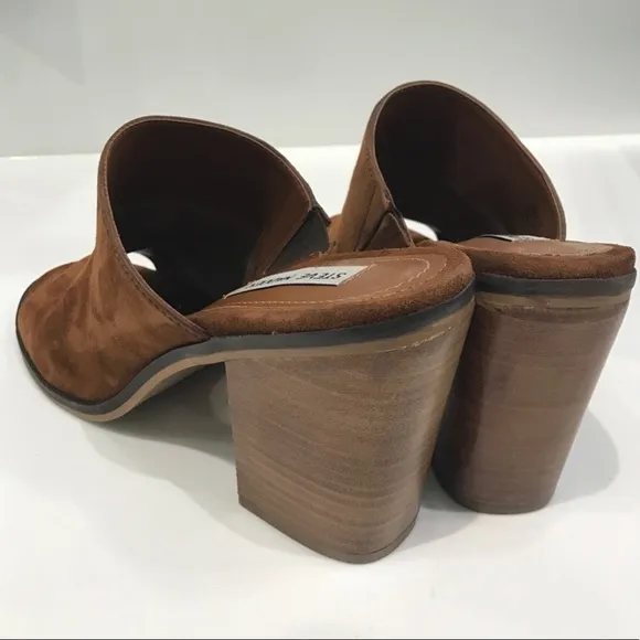 STEVE MADDEN ❤️‍🔥 KRIZIA MULE IN SUEDE