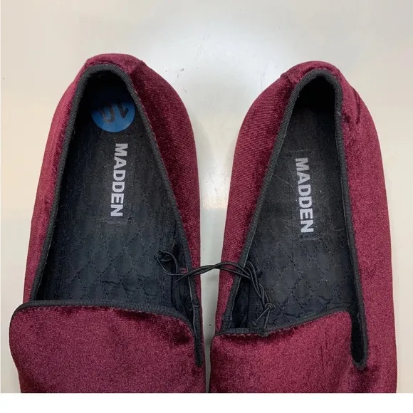Steve Madden men’s loafers, size 9.5 -7.5 Burgundy Velvet Loafers