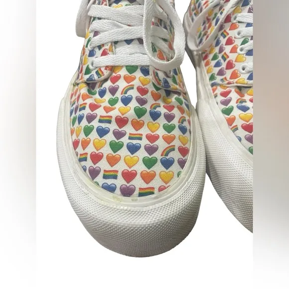 Straye men’s rainbow 🌈 global penetration love wins pride lace up shoes Sz 11.5