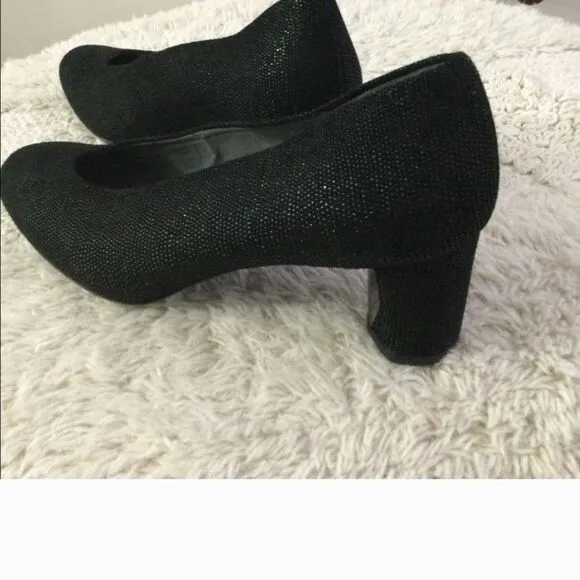 Stuart Weitzman 9.5 Black leather shoes pumps pebbled
