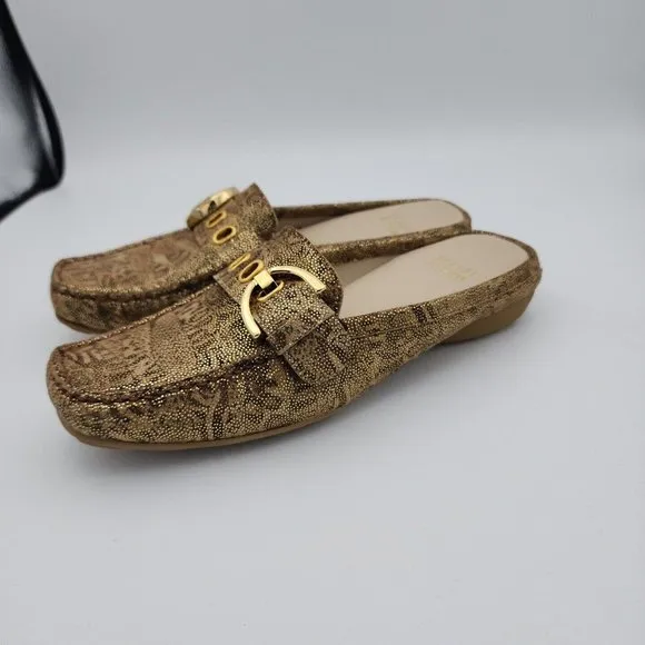 Stuart Weitzman Beltmule Suede Tan/Gold Nairobi Patch Shoes Slides $395 Spain
