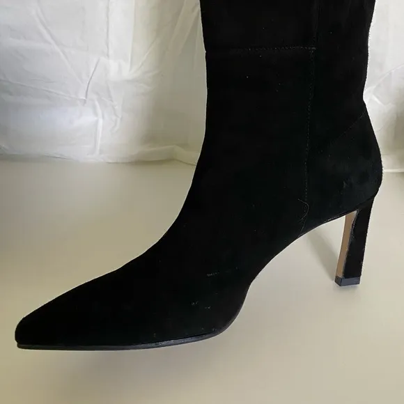 Stuart Weitzman Black Suede Knee High Boots (Sz 6)