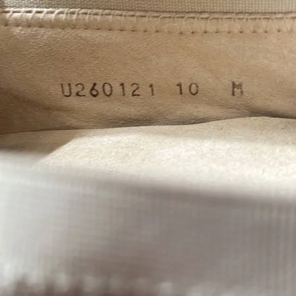 Stuart Weitzman flats size US 10