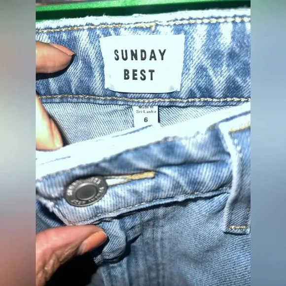 Sunday Best Mom Jeans size 6