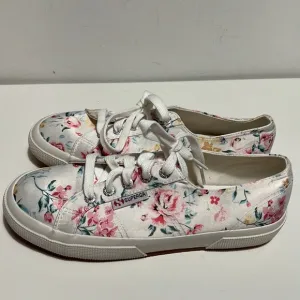 Superga women shoes size 7,5 (38) new no tags